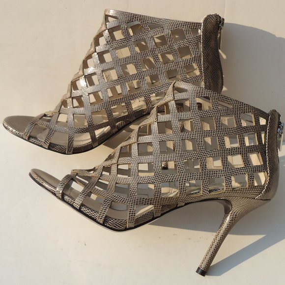 SIZE 8M. MICHAEL Michael Kors Yvonne cage heels booties - Picture 13 of 16